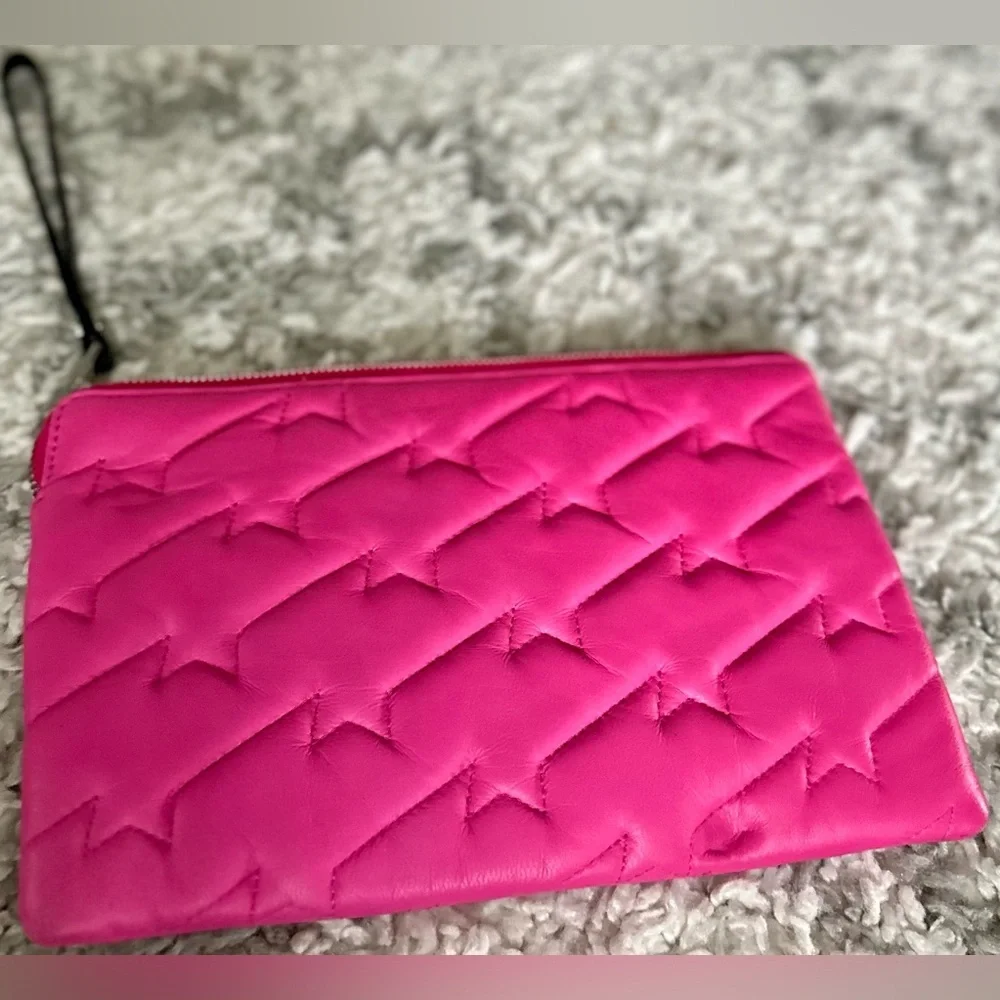 ‼️RARE‼️🎸Zadig & Voltaire🎸🔥NWOT🔥Uma Wing Quilted Leather Wristlet/Clutch in Pink - Picture 10 of 15